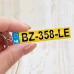porte cle plaque immatriculation personnalise voiture porte cles 3