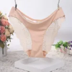 tanga personnalise rose