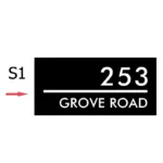 plaque de maison originale et eclairee S1