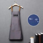 Personalisierte bestickte Schürze mit Logo – Foto 4